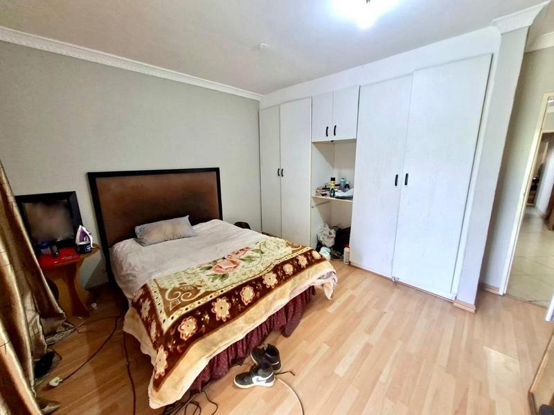 4 Bedroom Property for Sale in Brackendowns Gauteng