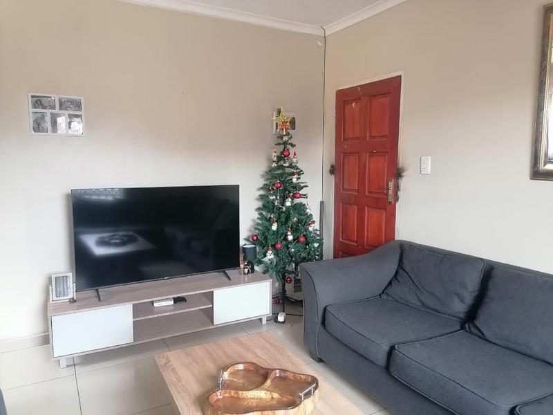 3 Bedroom Property for Sale in Bram Fischerville Gauteng