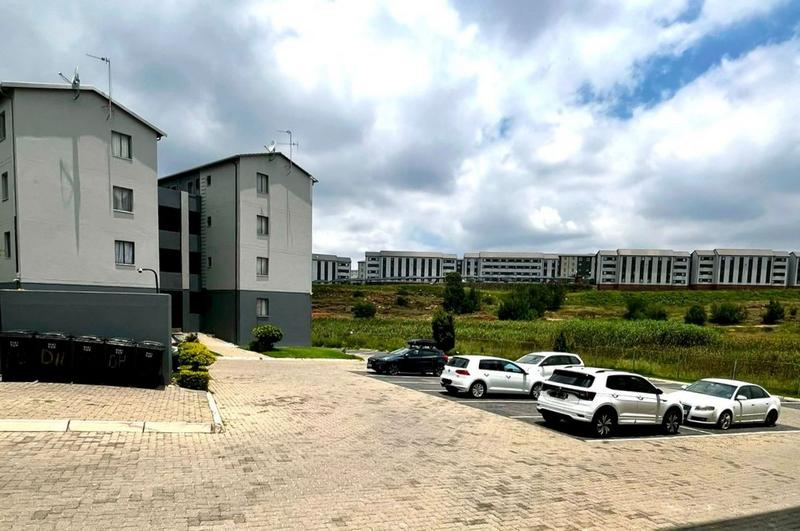 2 Bedroom Property for Sale in Fleurhof Gauteng