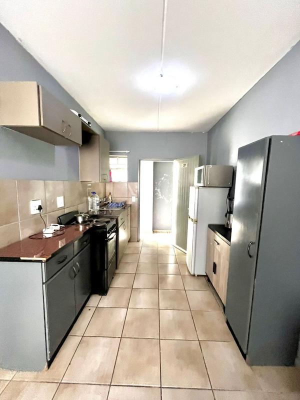 2 Bedroom Property for Sale in Fleurhof Gauteng