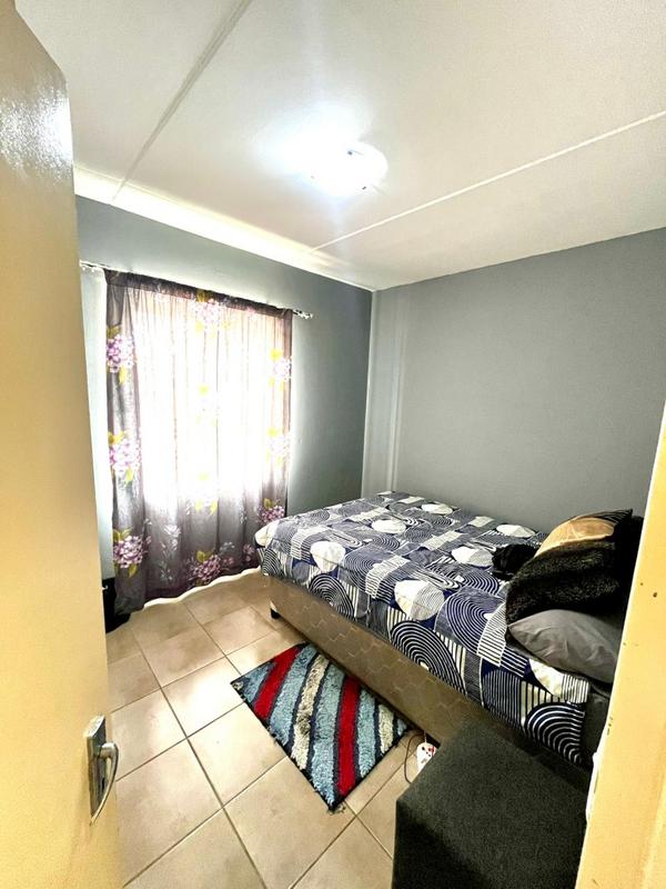 2 Bedroom Property for Sale in Fleurhof Gauteng