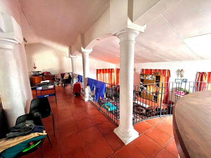 4 Bedroom Property for Sale in Florida Hills Gauteng