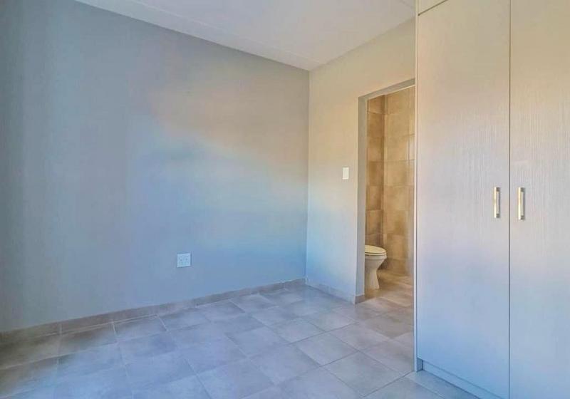 1 Bedroom Property for Sale in Groblerpark Gauteng