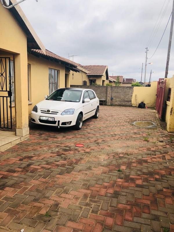 3 Bedroom Property for Sale in Leachville Gauteng