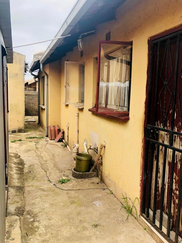 3 Bedroom Property for Sale in Leachville Gauteng