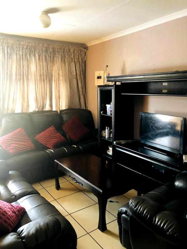 3 Bedroom Property for Sale in Leachville Gauteng