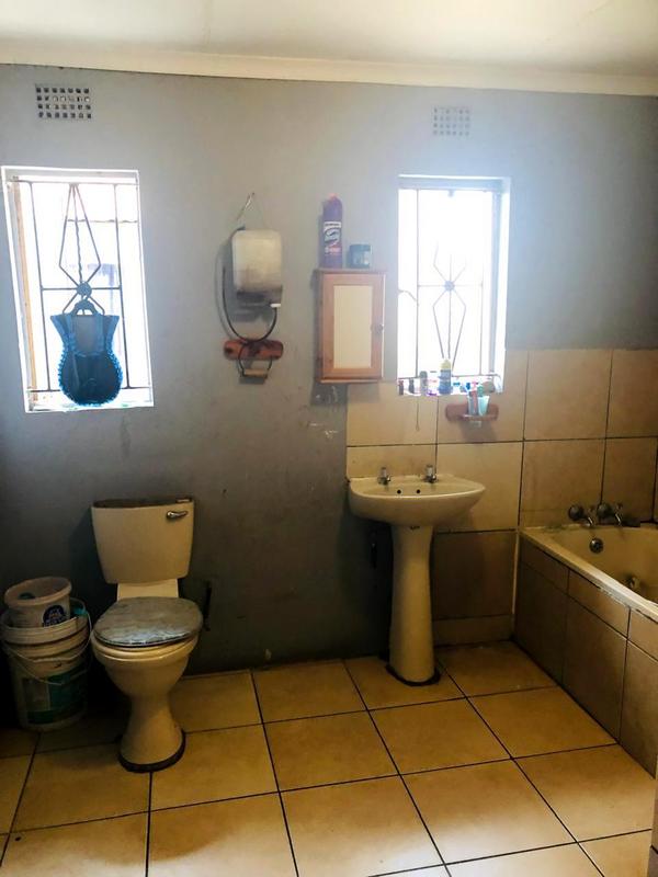 3 Bedroom Property for Sale in Leachville Gauteng