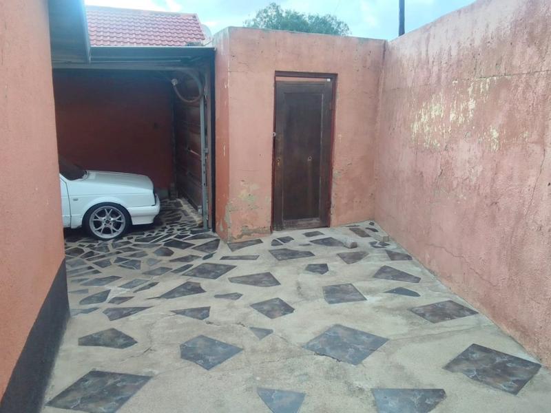 3 Bedroom Property for Sale in Meadowlands Gauteng