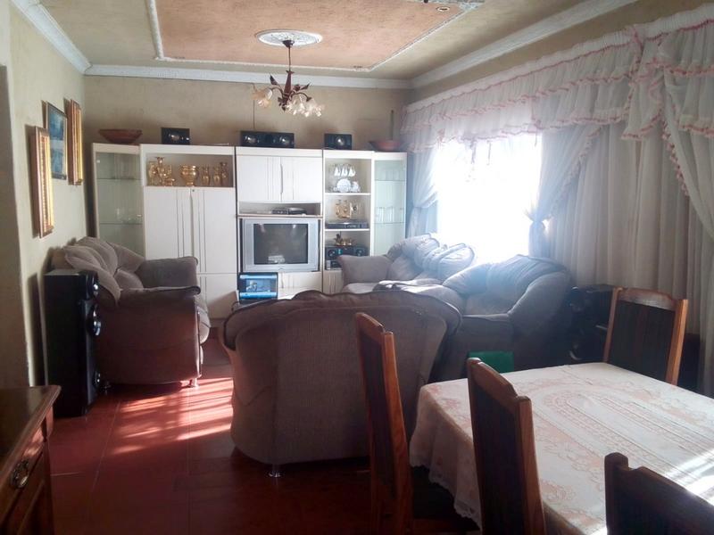 3 Bedroom Property for Sale in Meadowlands Gauteng