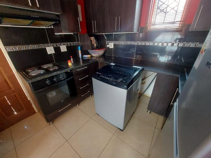 2 Bedroom Property for Sale in Protea Glen Gauteng