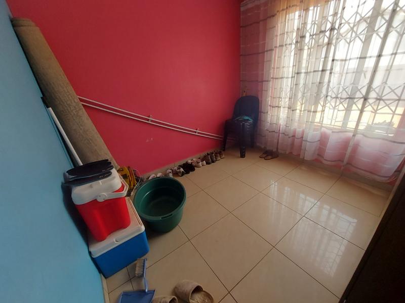 2 Bedroom Property for Sale in Protea Glen Gauteng