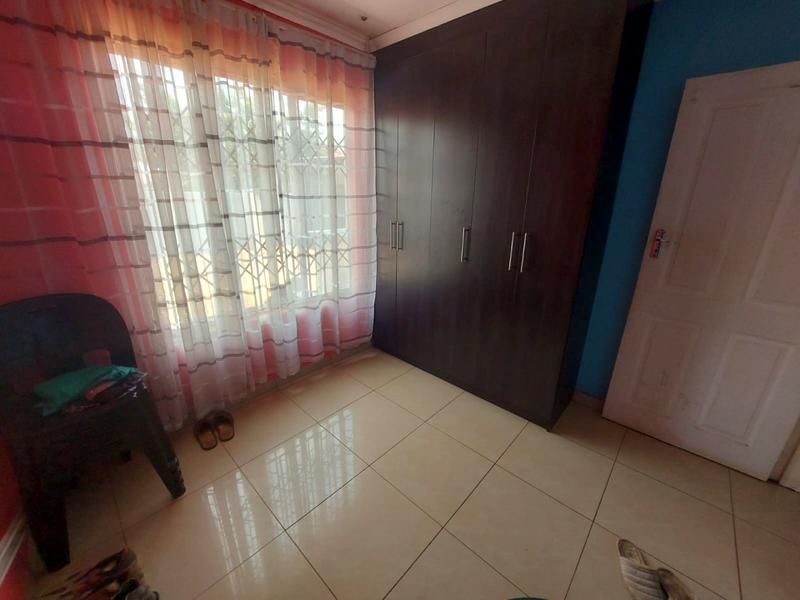 2 Bedroom Property for Sale in Protea Glen Gauteng