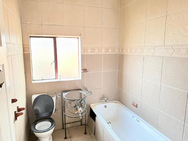 3 Bedroom Property for Sale in Rosettenville Gauteng