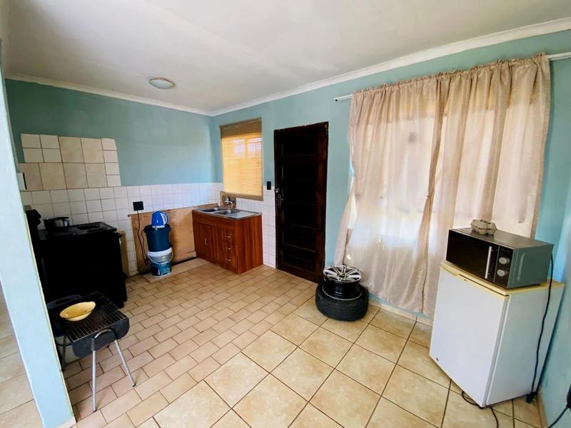 2 Bedroom Property for Sale in Toekomsrus Gauteng