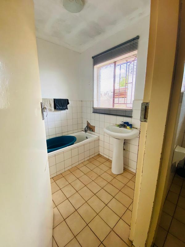 2 Bedroom Property for Sale in Toekomsrus Gauteng