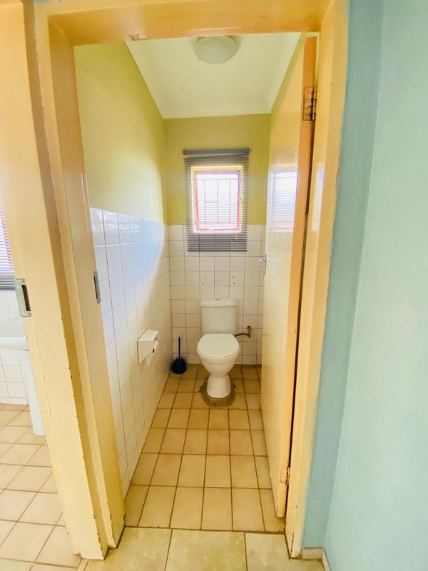 2 Bedroom Property for Sale in Toekomsrus Gauteng