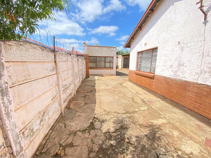 3 Bedroom Property for Sale in Westonaria Gauteng