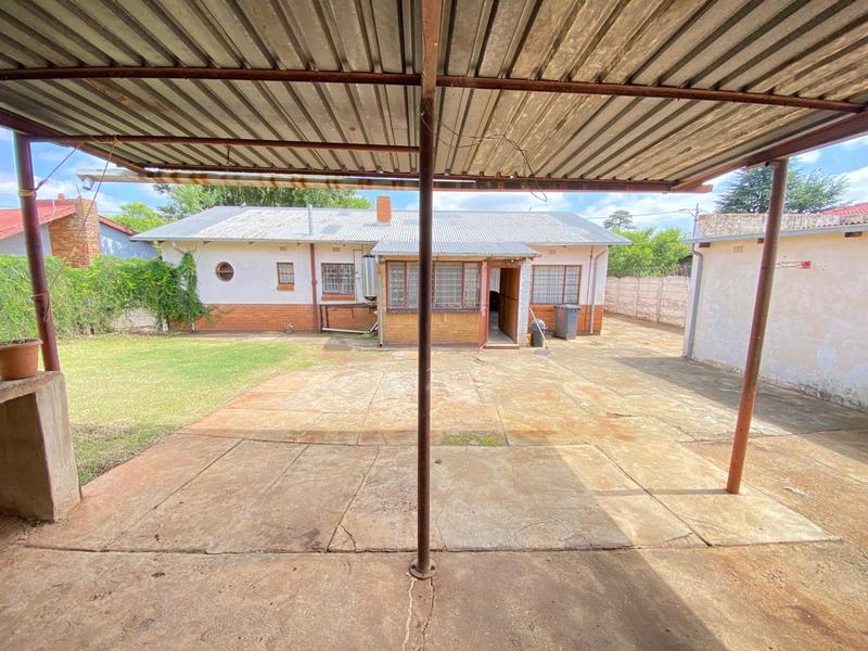 3 Bedroom Property for Sale in Westonaria Gauteng