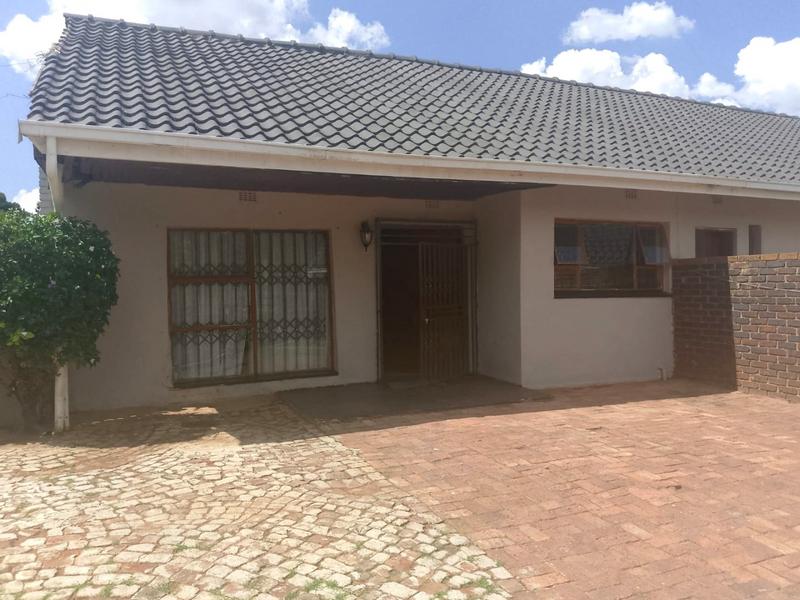 3 Bedroom Property for Sale in Witpoortjie Gauteng