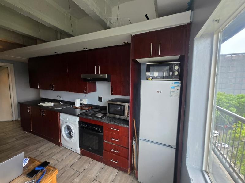 To Let 1 Bedroom Property for Rent in Braamfontein Gauteng