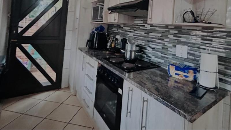 3 Bedroom Property for Sale in The Orchards Gauteng