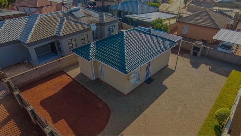 2 Bedroom Property for Sale in The Orchards Gauteng