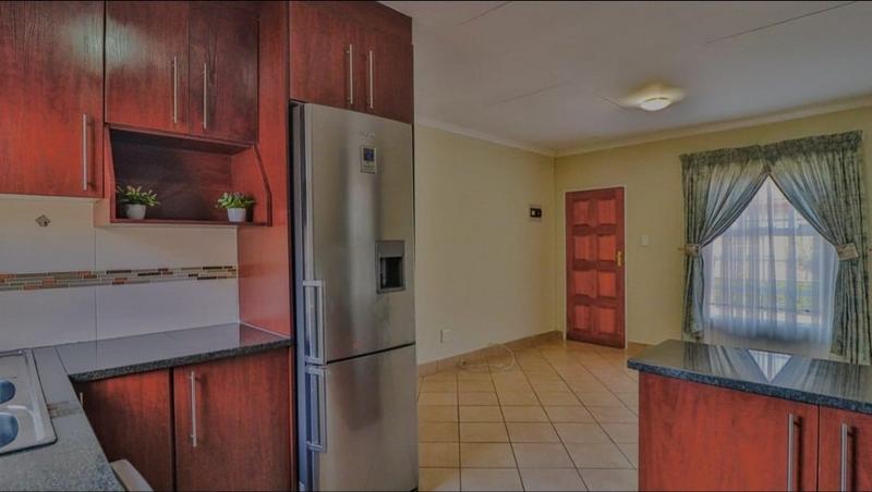 2 Bedroom Property for Sale in The Orchards Gauteng