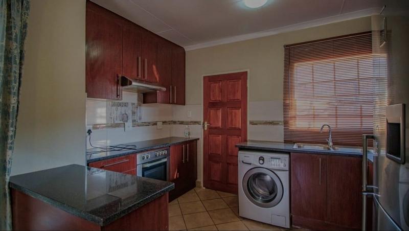 2 Bedroom Property for Sale in The Orchards Gauteng