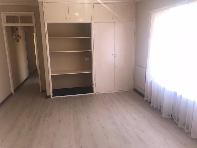 To Let 1 Bedroom Property for Rent in Edenvale Gauteng