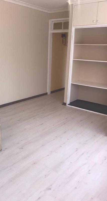 To Let 1 Bedroom Property for Rent in Edenvale Gauteng