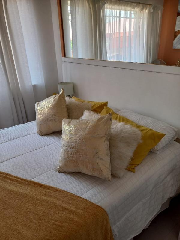 To Let 1 Bedroom Property for Rent in Edenvale Gauteng