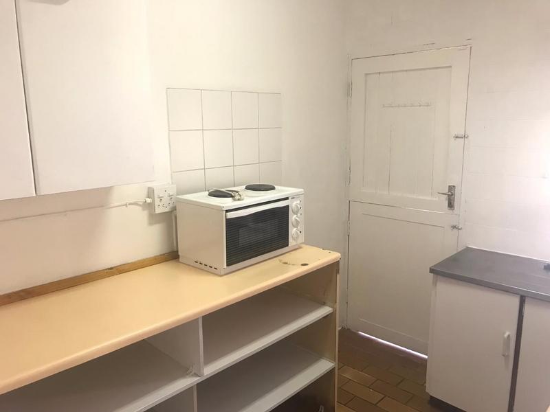 To Let 1 Bedroom Property for Rent in Edenvale Gauteng