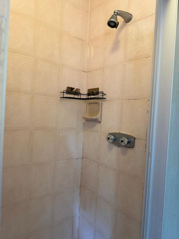 To Let 1 Bedroom Property for Rent in Risidale Gauteng