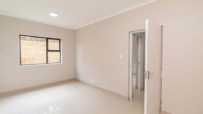 To Let 3 Bedroom Property for Rent in Erasmia Gauteng