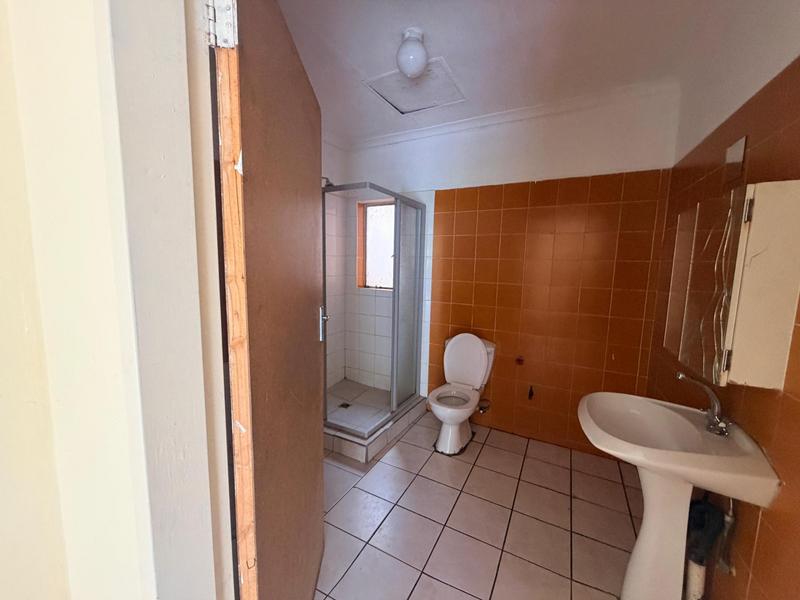 To Let 2 Bedroom Property for Rent in Laudium Gauteng