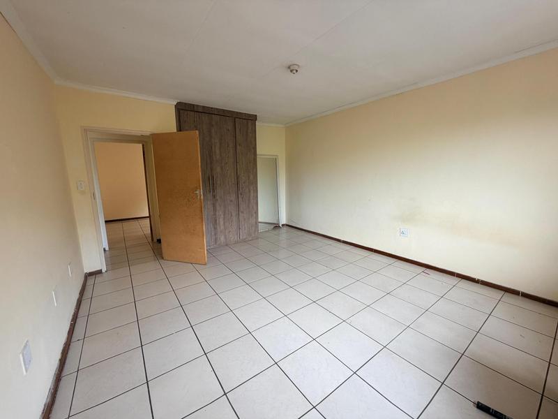 To Let 2 Bedroom Property for Rent in Laudium Gauteng