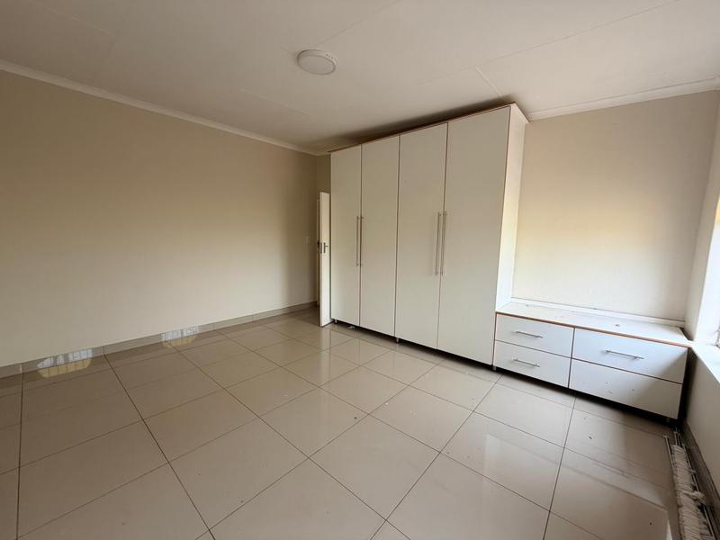 To Let 3 Bedroom Property for Rent in Laudium Gauteng