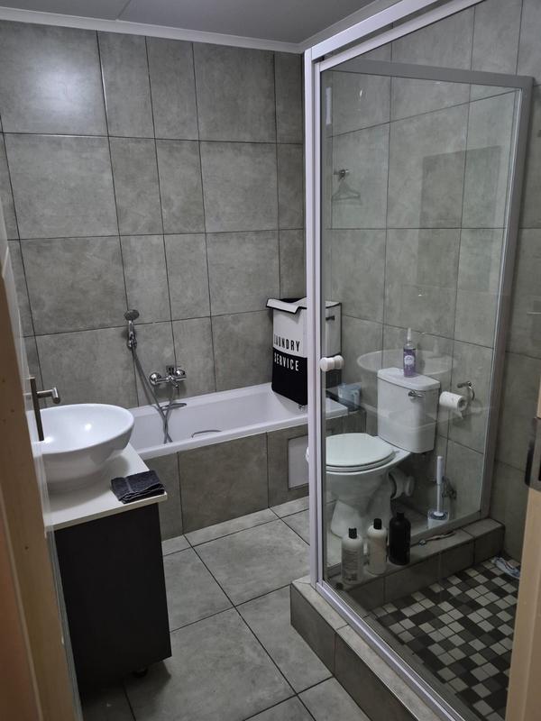 To Let 2 Bedroom Property for Rent in Raslouw Gauteng