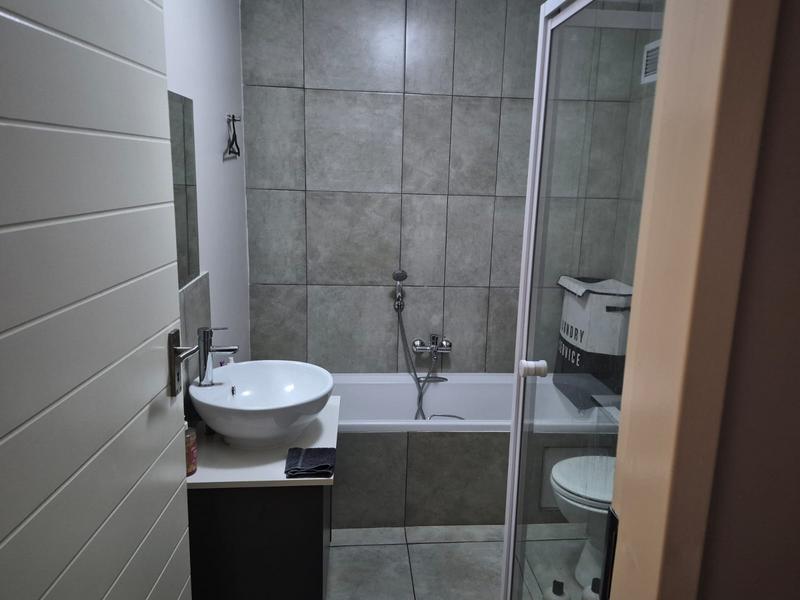 To Let 2 Bedroom Property for Rent in Raslouw Gauteng