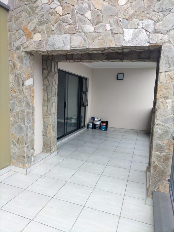 To Let 2 Bedroom Property for Rent in Waterfall Gauteng