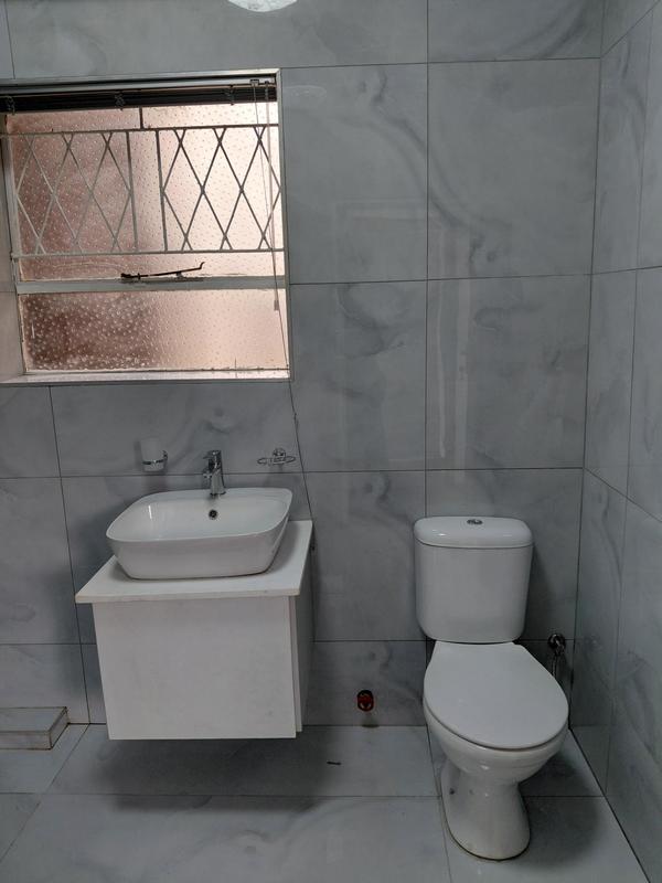 1 Bedroom Property for Sale in Emmarentia Gauteng