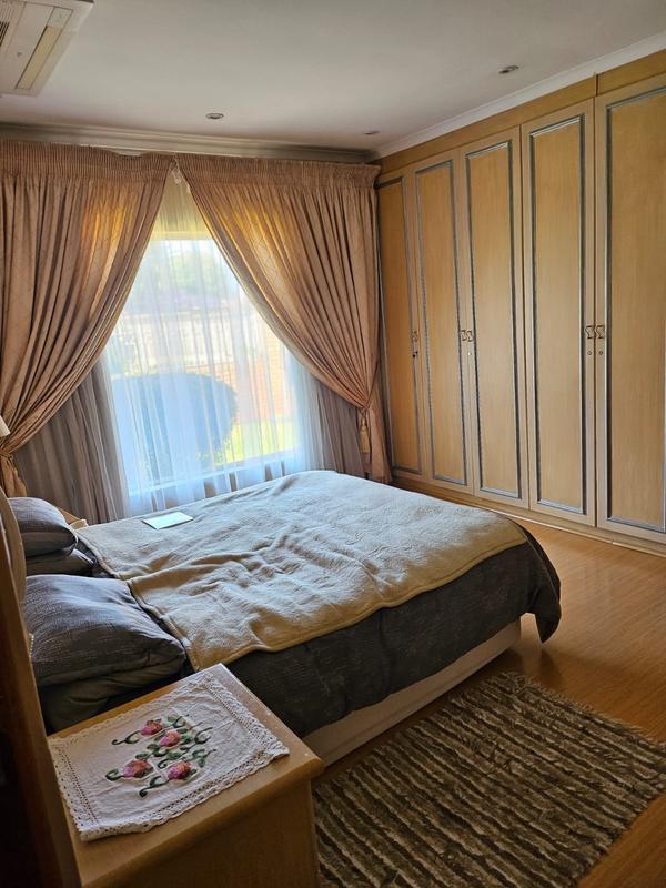 4 Bedroom Property for Sale in Erasmia Gauteng