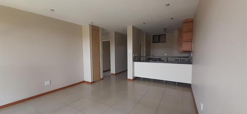 2 Bedroom Property for Sale in Rooihuiskraal North Gauteng