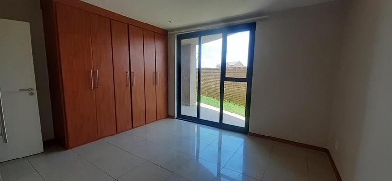 2 Bedroom Property for Sale in Rooihuiskraal North Gauteng