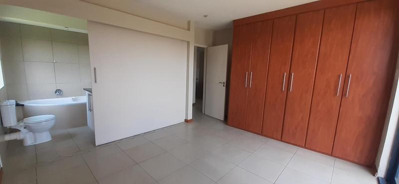 2 Bedroom Property for Sale in Rooihuiskraal North Gauteng