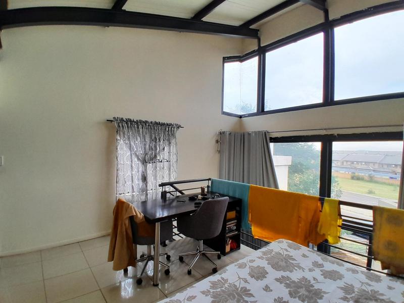 1 Bedroom Property for Sale in Rooihuiskraal North Gauteng