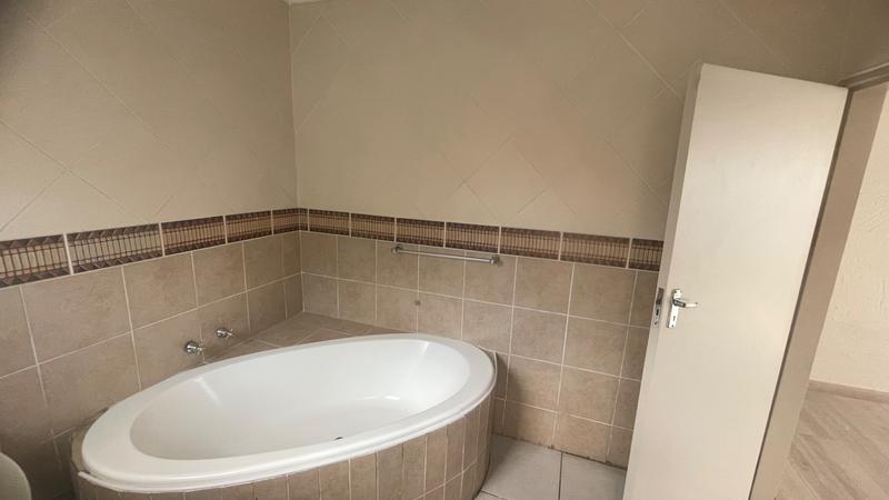 3 Bedroom Property for Sale in Eldo Manor Gauteng