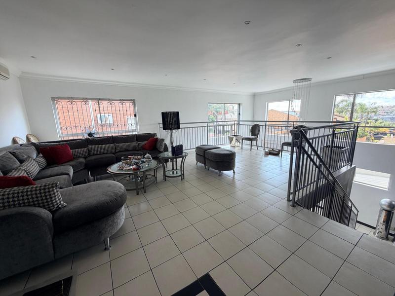 7 Bedroom Property for Sale in Claudius Gauteng