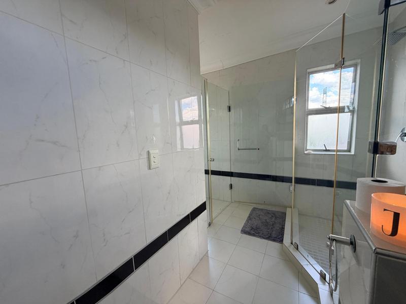 7 Bedroom Property for Sale in Claudius Gauteng