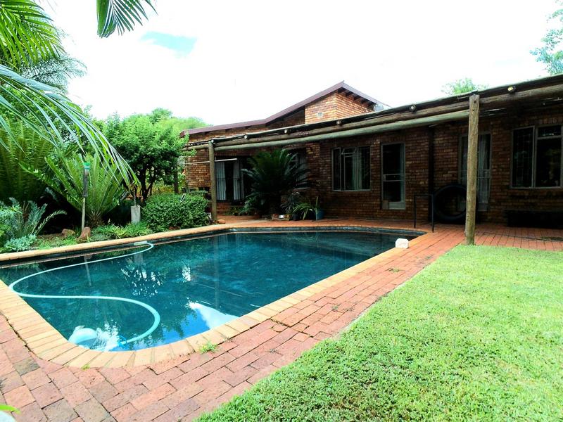 4 Bedroom Property for Sale in Amandasig Gauteng